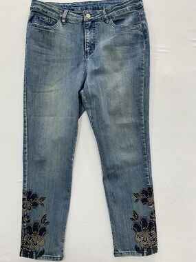 Soft Surroundings 14P Floral Embroidered Beaded Crop Straight Jeans Medium Wash